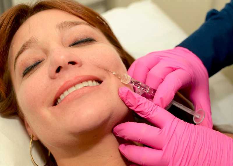Clínica Especializada em Aplicação de Botox Facial Alphaville F Residencial Araguaia - Aplicação de Botox nos Lábios